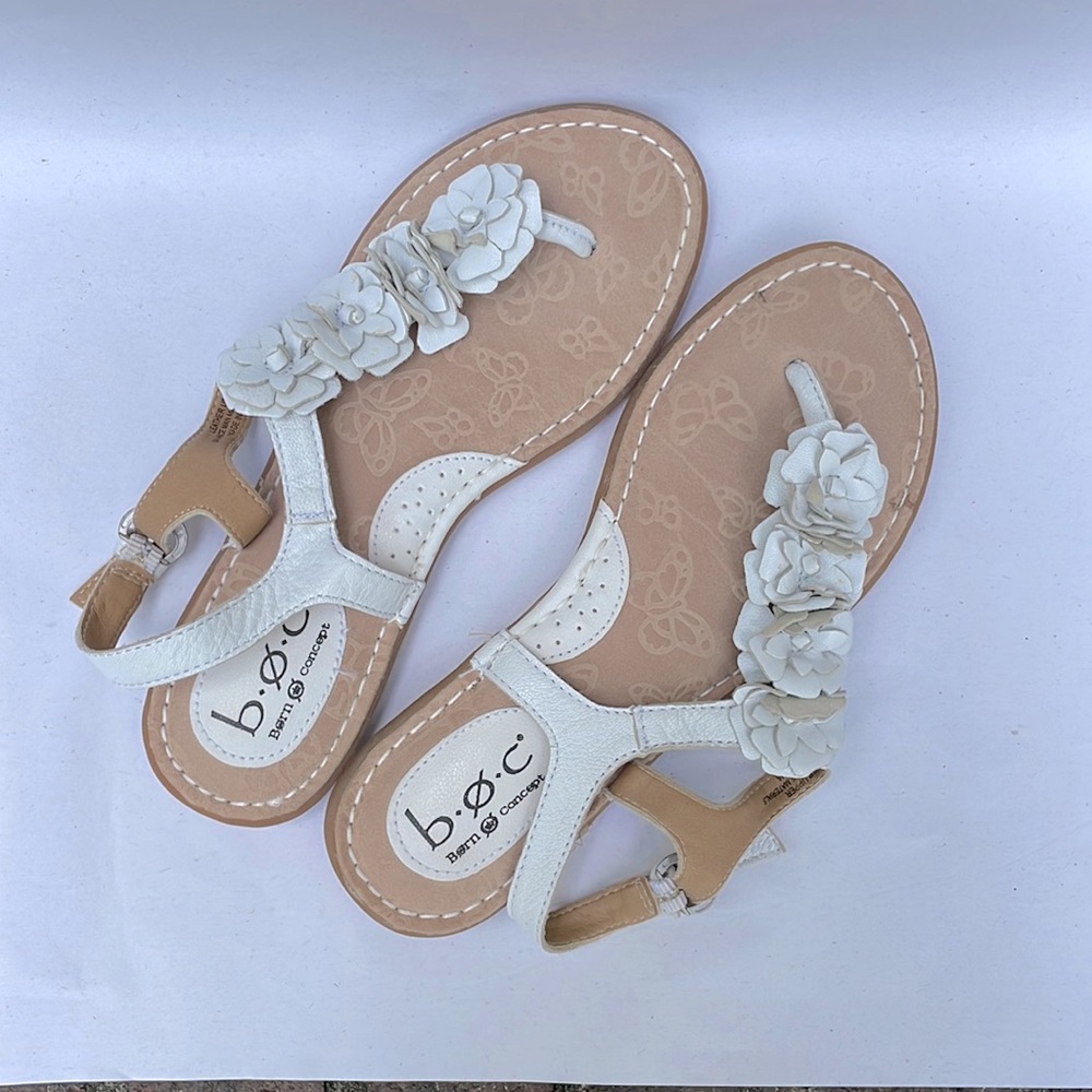 Born On Concept white sandals
